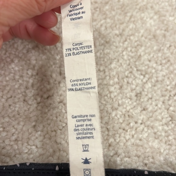 Lululemon C5 yoga Pants with Light Pink Piping  Size 4 - Picture 5 of 8